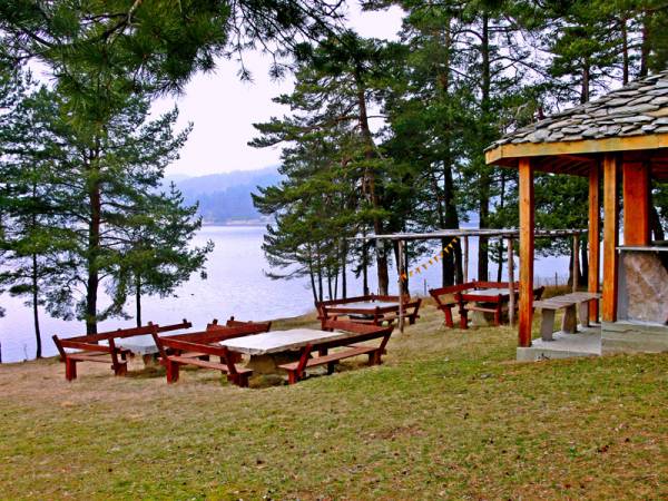 Хотел в Батак, България. Ваканционно Селище Дъното, онлайн резервация ...